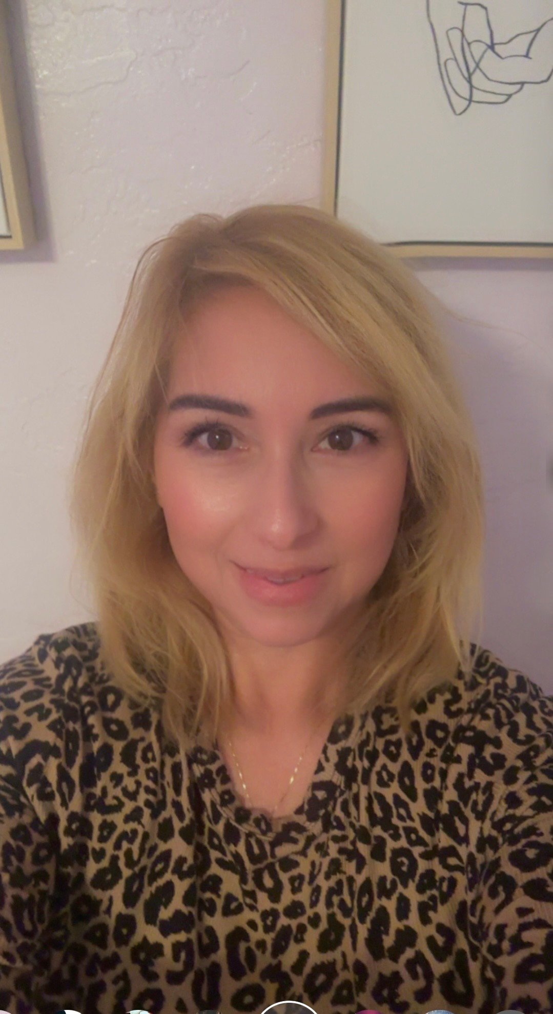 Hi my name is Veronica I'm here to share with you some of my favorite products today.